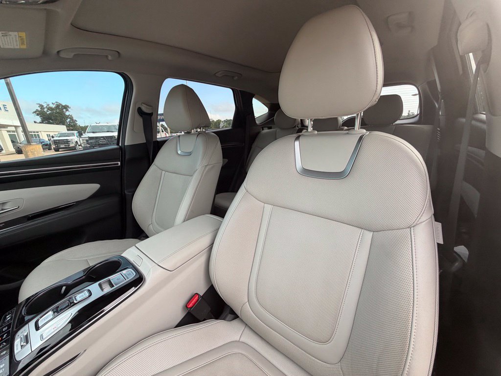 Used 2024 Hyundai Tucson Limited FWD image 14