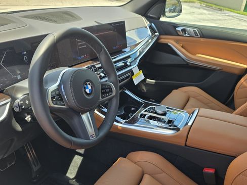 New 2026 BMW X5 sDrive40i w/ M Sport Package RWD image 7