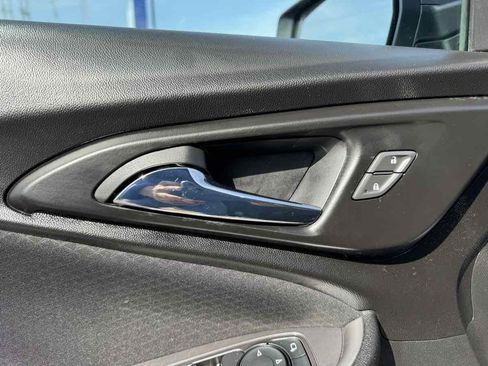 Used 2020 Chevrolet Malibu LS w/ LPO, Convenience Package 2 FWD image 24