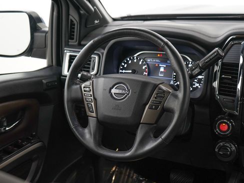 Used 2024 Nissan Titan Platinum Reserve w/ Moonroof Package AWD/4WD image 15