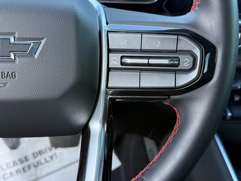 Used 2024 Chevrolet Colorado Z71 w/ Z71 Convenience Package 2 image 10