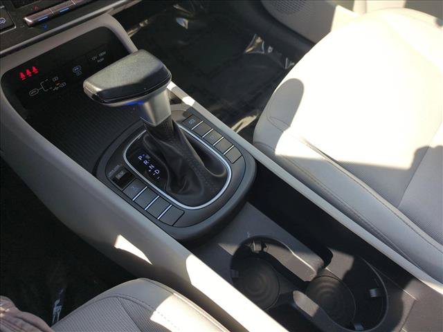 Used 2025 Hyundai Kona SEL AWD/4WD image 12