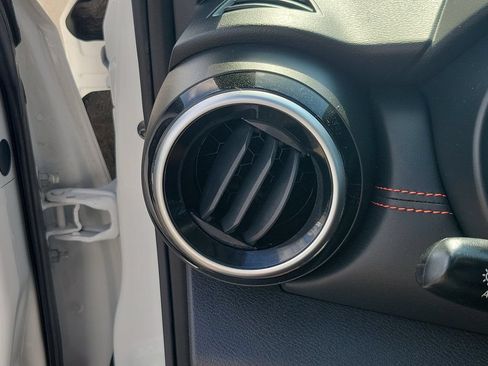 Certified 2023 Nissan Kicks SR w/ SR Premium Package FWD image 31