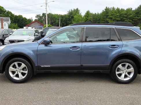 Used 2013 Subaru Outback 2.5i Limited w/ Moonroof Pkg AWD/4WD image 8