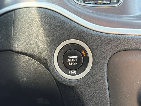 Used 2021 Dodge Charger SXT image 22