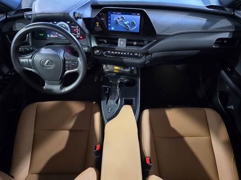 Used 2023 Lexus UX 250h FWD image 30