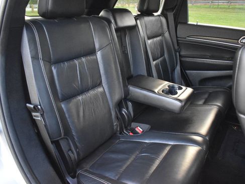 Used 2014 Jeep Grand Cherokee Limited image 15