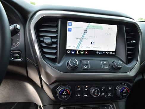 Used 2023 GMC Acadia AT4 w/ Technology Package AWD/4WD image 19