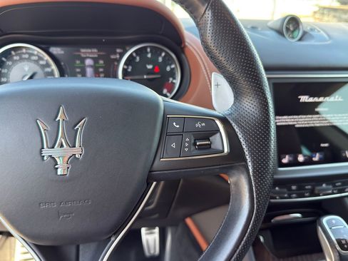 Certified 2022 Maserati Levante Modena S AWD/4WD image 19