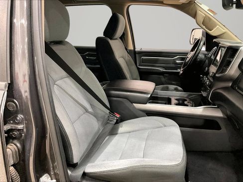 Used 2019 RAM 1500 Big Horn AWD/4WD image 8