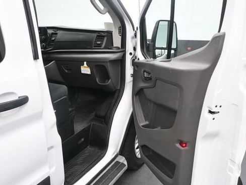 Used 2025 Ford Transit 250 Low Roof w/ Exterior Upgrade Package RWD image 13