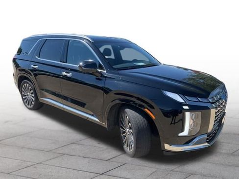 Used 2023 Hyundai Palisade Calligraphy image 1