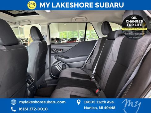Certified 2025 Subaru Outback Premium AWD/4WD image 29