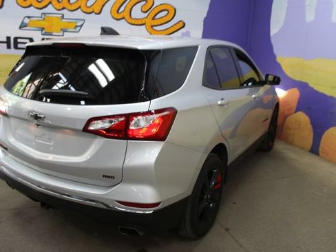 Used 2020 Chevrolet Equinox LT w/ Redline Edition AWD/4WD image 8