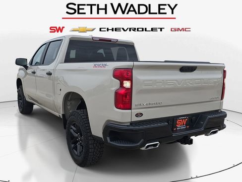 New 2026 Chevrolet Silverado 1500 Custom Trail Boss AWD/4WD image 5