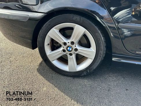 Used 2001 BMW 330i Sedan image 17