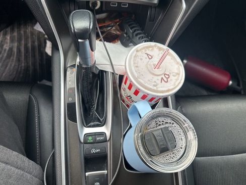 Used 2022 Honda Accord Sport image 18