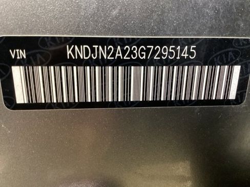 Used 2016 Kia Soul image 12