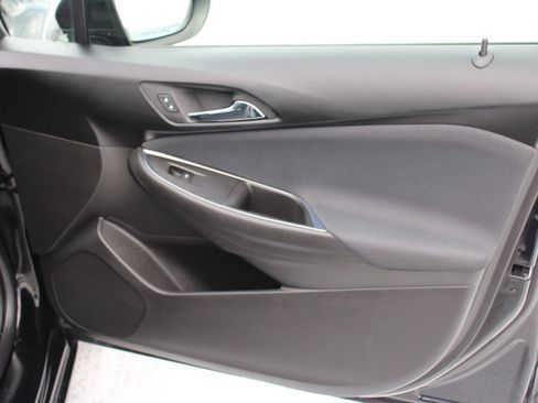 Used 2017 Chevrolet Cruze LS image 16