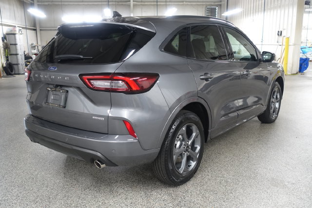Used 2024 Ford Escape ST-Line Select w/ Tech Pack #2 AWD/4WD image 7