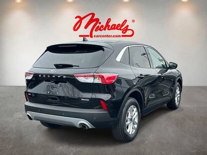 Used 2022 Ford Escape SE