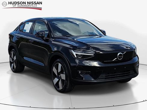 Used 2023 Volvo C40 P8 Recharge Ultimate image 1