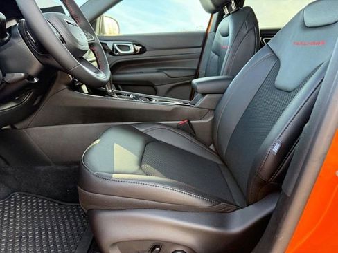 New 2026 Jeep Compass Trailhawk image 18