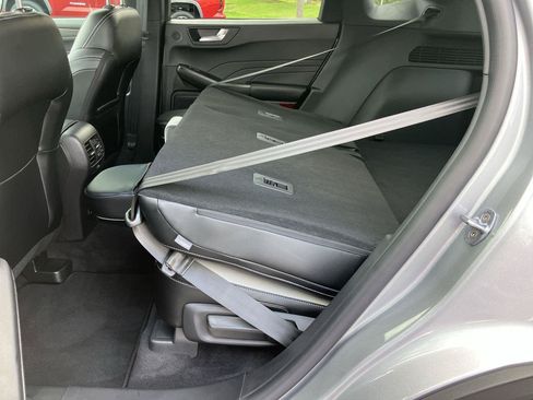 Used 2024 Ford Escape SE w/ PHEV Premium Package FWD image 29