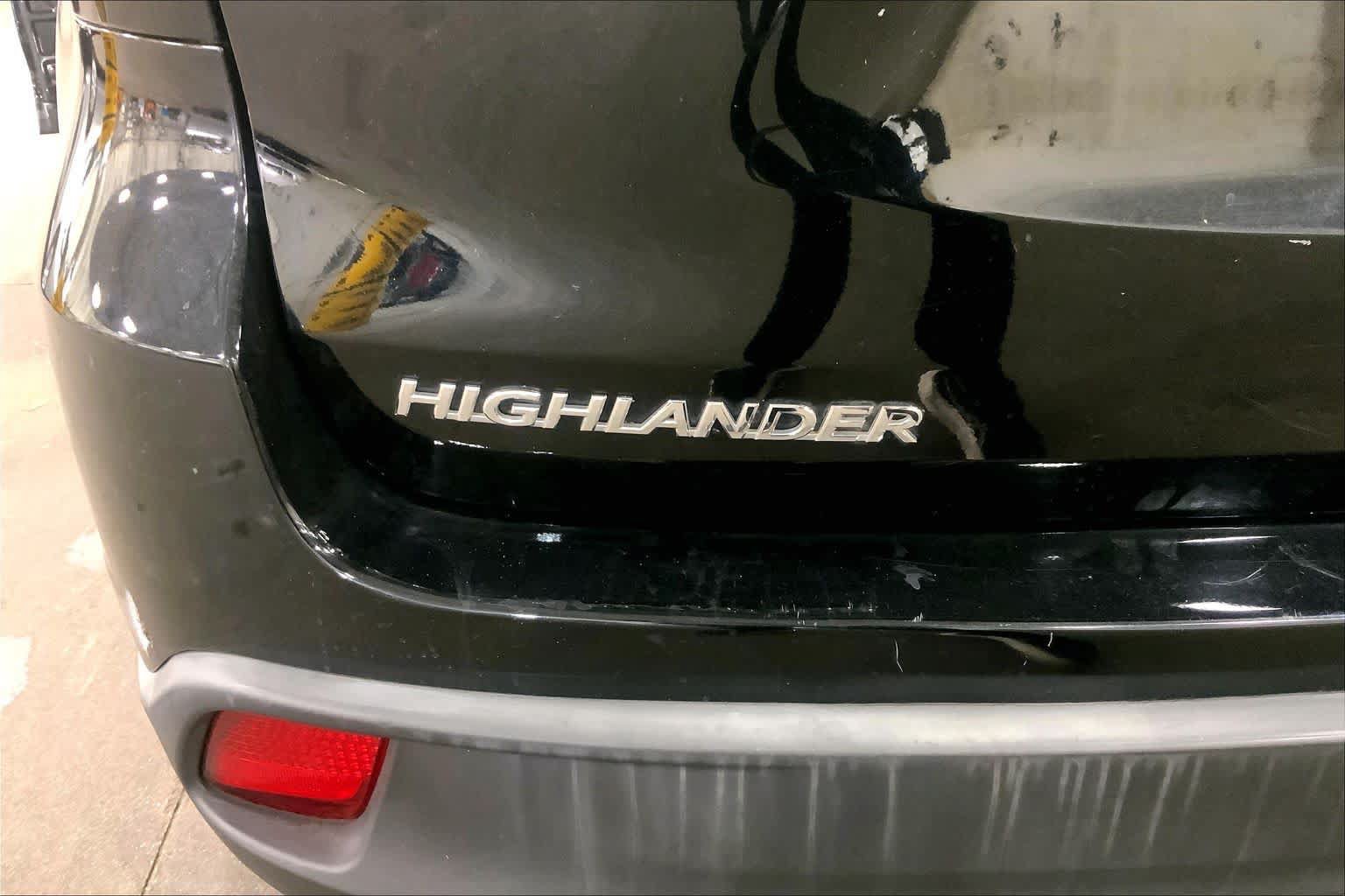 Used 2015 Toyota Highlander XLE AWD/4WD image 10
