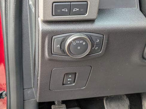 Certified 2018 Ford F150 Raptor w/ Equipment Group 802A Luxury image 16