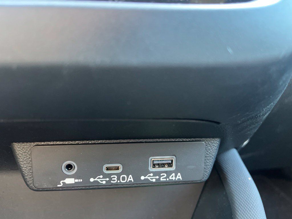 Used 2025 Subaru Forester Touring AWD/4WD image 21
