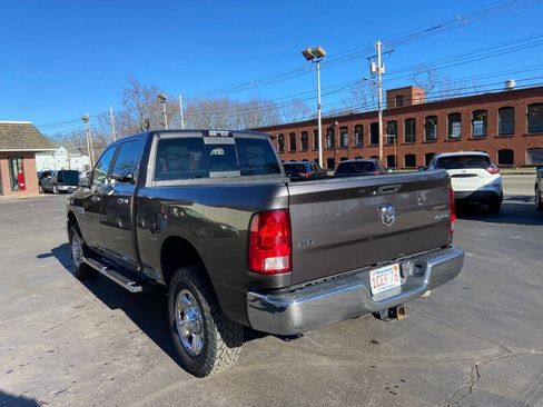 Used 2018 RAM 3500 SLT w/ Snow Chief Group AWD/4WD image 7