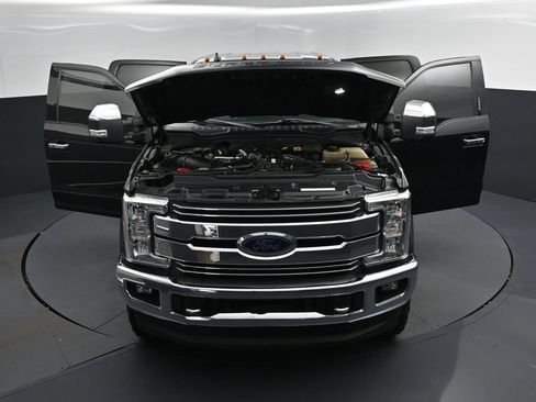 Used 2019 Ford F250 Lariat w/ Lariat Ultimate Package AWD/4WD image 52