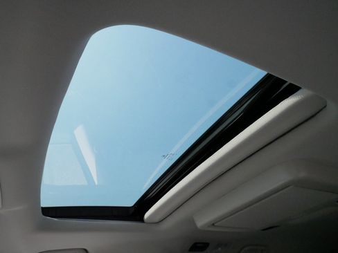 Certified 2026 Honda Odyssey Elite image 32