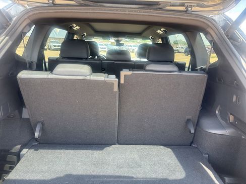 Used 2020 Volkswagen Tiguan SEL Premium R-Line w/ 3rd Row Seat Package AWD/4WD image 35