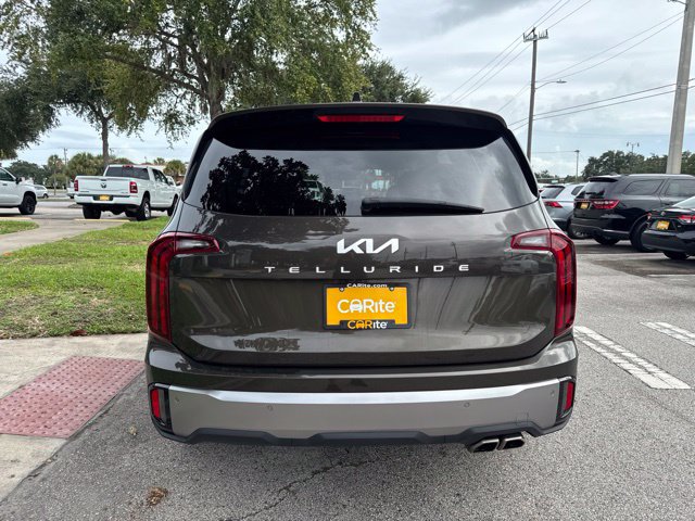 Used 2025 Kia Telluride S FWD image 6