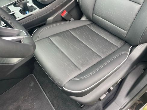 New 2026 Buick Enclave Sport Touring w/ Power Package FWD image 21