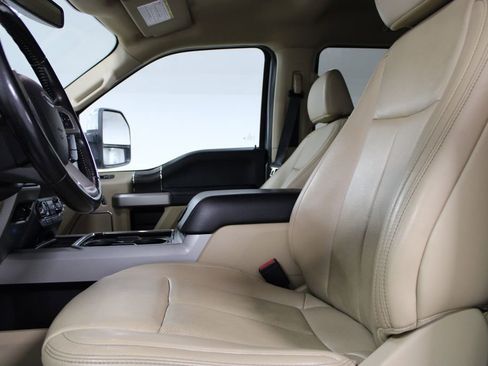 Used 2021 Ford F250 Lariat w/ Lariat Ultimate Package image 26