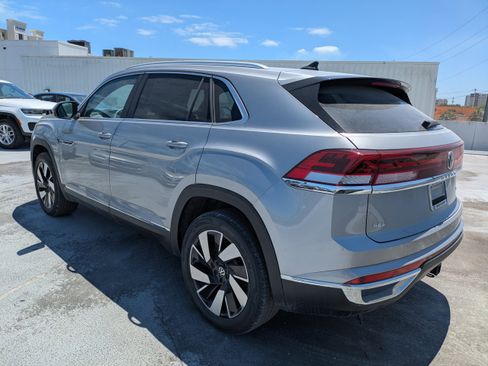 New 2026 Volkswagen Atlas Cross Sport SEL AWD/4WD image 6