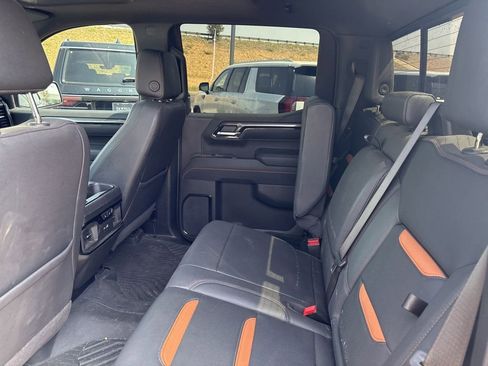 Used 2025 GMC Sierra 1500 AT4 w/ AT4 Premium Package AWD/4WD image 2