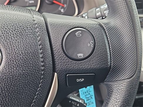 Used 2015 Toyota RAV4 XLE image 20