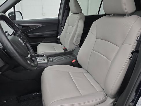 Certified 2023 Honda Passport EX-L image 15