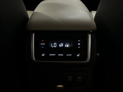 Used 2021 Subaru Ascent Limited w/ Popular Package #4 AWD/4WD image 29