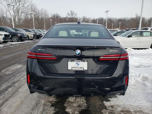 New 2026 BMW 530i xDrive w/ M Sport Package AWD/4WD image 5