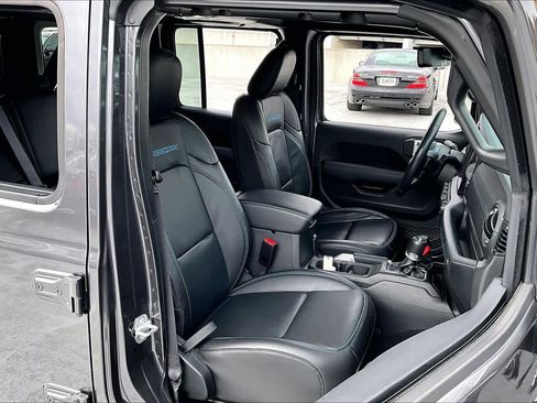 Used 2022 Jeep Wrangler Unlimited Rubicon 4xe w/ Steel Bumper Group image 8