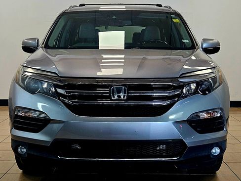Used 2018 Honda Pilot Elite image 2