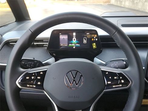 New 2025 Volkswagen ID. Buzz Pro S image 22