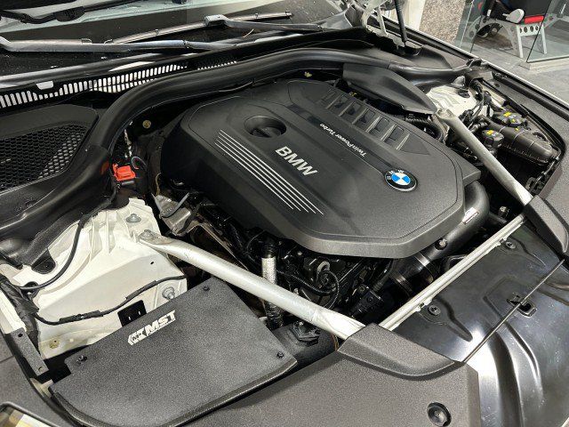 Used 2018 BMW 540i RWD image 9
