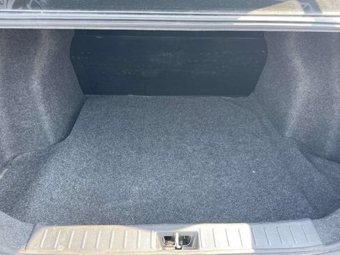 Used 2025 Nissan Versa S FWD image 10
