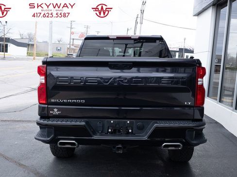 Used 2024 Chevrolet Silverado 1500 LT Trail Boss w/ Convenience Package II AWD/4WD image 7